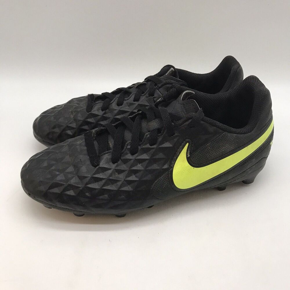 Nike Jr. Tiempo Legend 8 Club MG Little/Big Kids 3.5Y Soccer Cleats AT5881-070